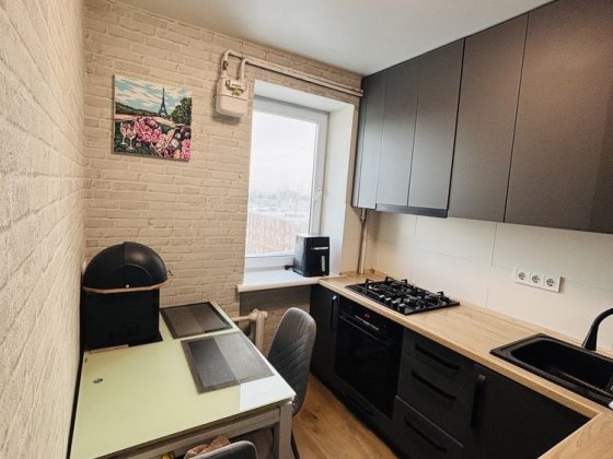 # 1 кім.квартира з ремонтом на Ювілейному Рівне