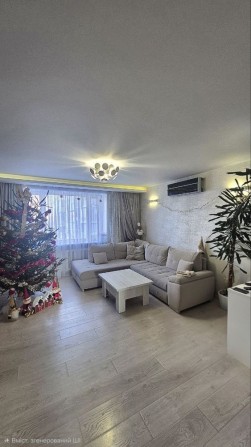 Продам 4-х кімнатну квартиру темлу та сучасну(Центр міста) - фото 1