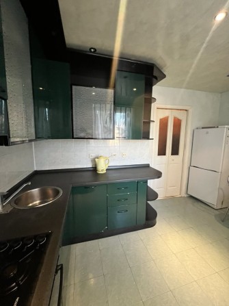 Трикімнатна по Кавказькій район Центр - фото 1