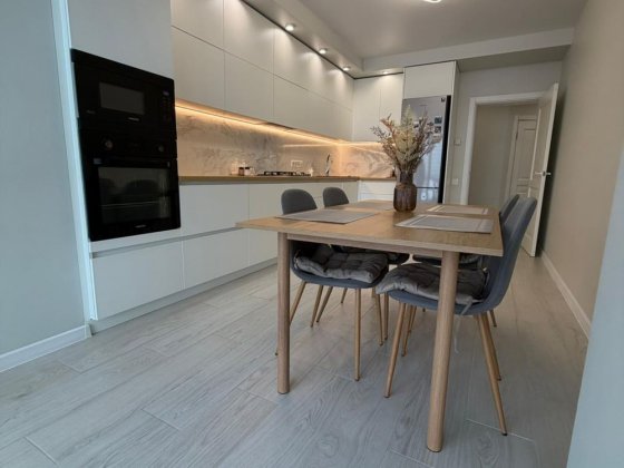 Продаж двокімнатноі квартири Ровно