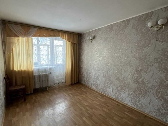 Алмазний 2к квартира в цегляному будинку з окремими кімнатами! Полтава