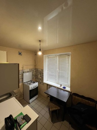 Найдешевша 1к в гарному стані з великою кухнею по кільцю - фото 1