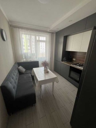 Продаж 1к Євроремонт Розсошенці ЖК Фемелі Парк - фото 1