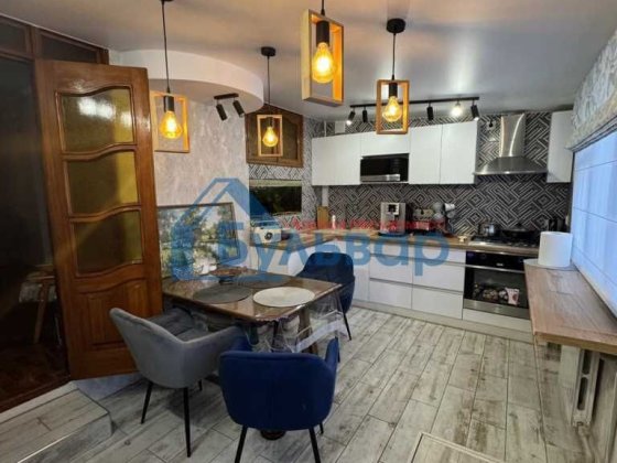 3к квартира 70м2, КОТЕЛ, окремий вхід, ГАРАЖ Полтава