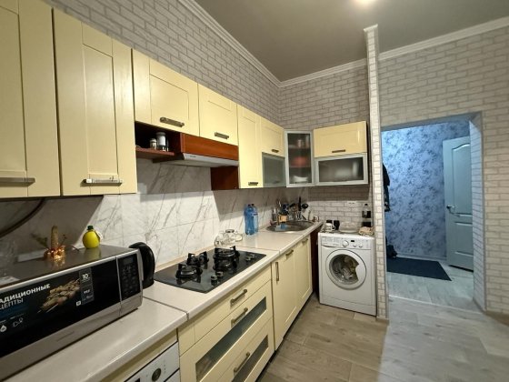 Продам 2 кім квартиру р/н Центр Ровно