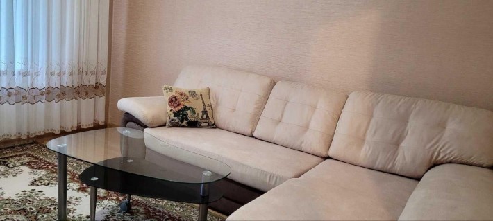 Продам 2-кімнатну квартиру з ремонтом на Леваді - фото 1