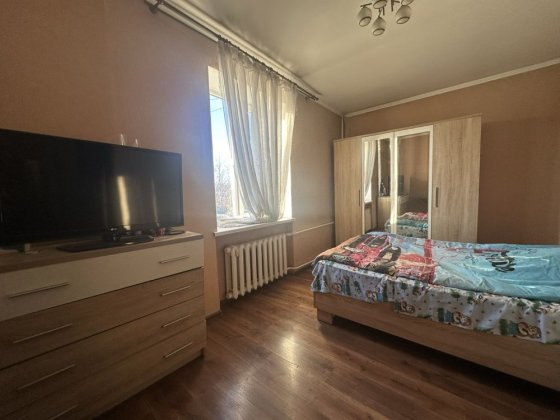 Трикімнатна сталінка. Пивзавод-Центр Ровно