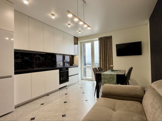 Продам 1- кімнатну квартиру в клубному будинку на вул. Соловʼїна. Ровно