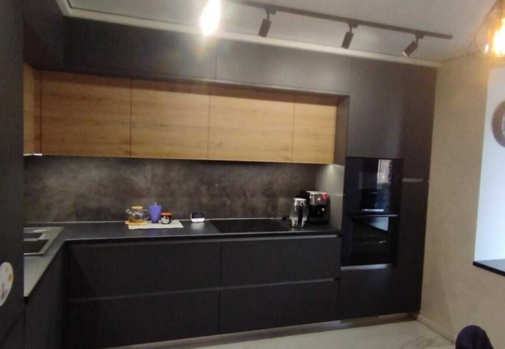 продаж 3 кім з дизайнерським ремонтом  на В. Великого - фото 1