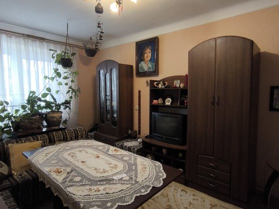 Продаж 3 квартира Небесної Сотні (Рута) Чернівці