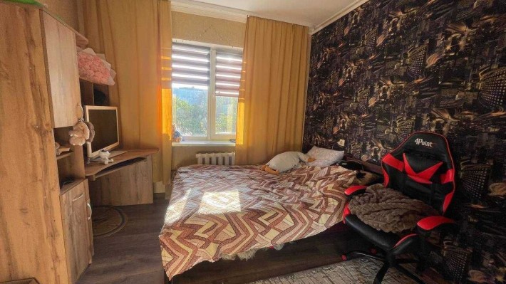 Продаж 2 кімнатної квартири середній поверх - фото 1