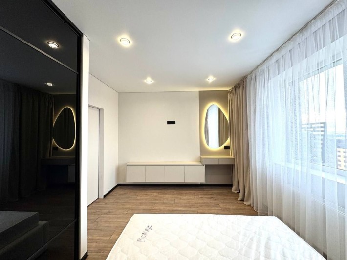 Продам 1-кімнатну квартиру з ремонтом в новобудові - фото 1