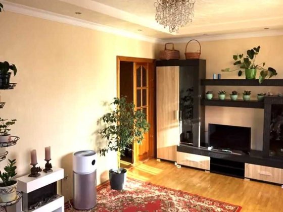 |  Продаж 2-кімнатної укомплектованої квартири з ремонтом Ровно