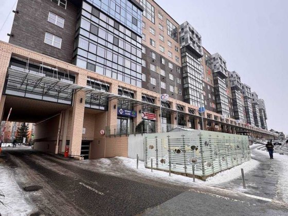 Продається однокімнатна квартира-студія 40 м² в ЖК “Водограй” Черновцы