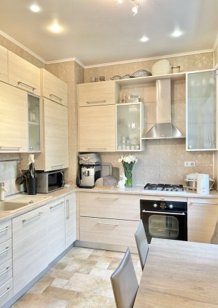 Продаж чотирикімнатної квартири на Соборності, 27 - фото 1