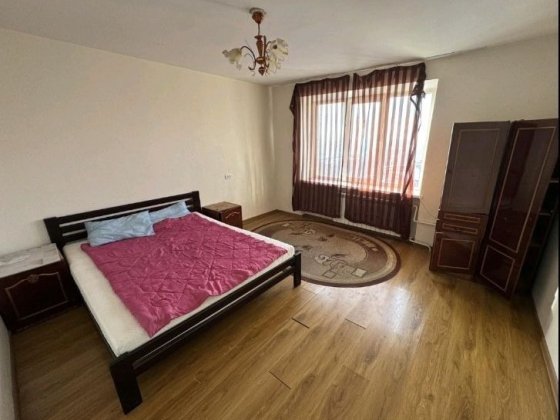 Продається 2-х  кімнатна чешка на Руській Чернівці