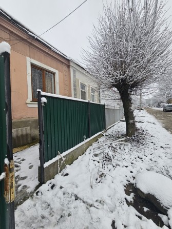 Продаж квартири  в будинку Чернівці - фото 1