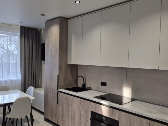 1к з ремонтом в центральній частині міста Ужгород