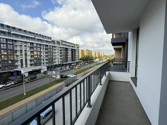 Простора 1,5 кімнатна квартири в зданій секціі ЖК Крона Ужгород