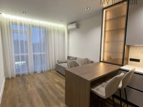 Продаж 1,5-кімнатної квартири в ЖК «Сенк» Ужгород