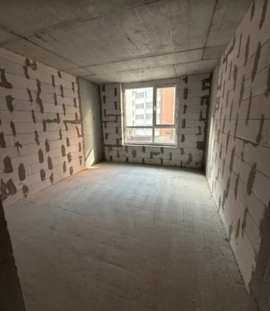 Продаж 2к квартири 73.7 кв. м на вул. Тролейбусна - фото 1