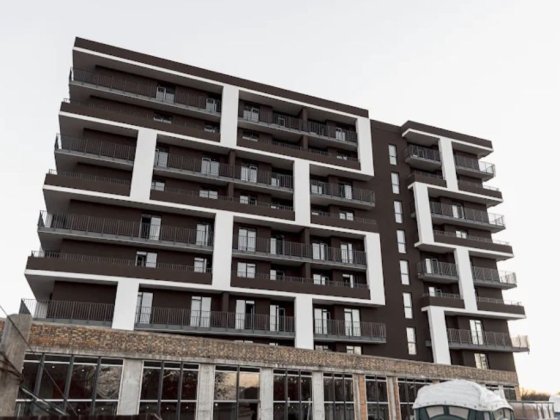 Продам 1,5 кім на 4 поверсі Ужгород