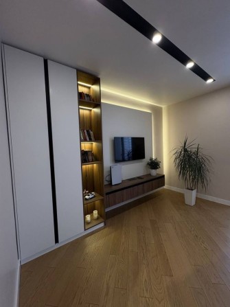 Продається 2-х кімнатна квартира по вул.Руська 237 - фото 1