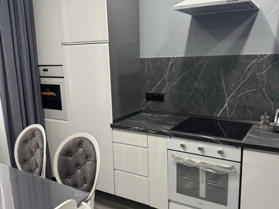 Продам нову 1-кім.квартиру з меблями! Ужгород