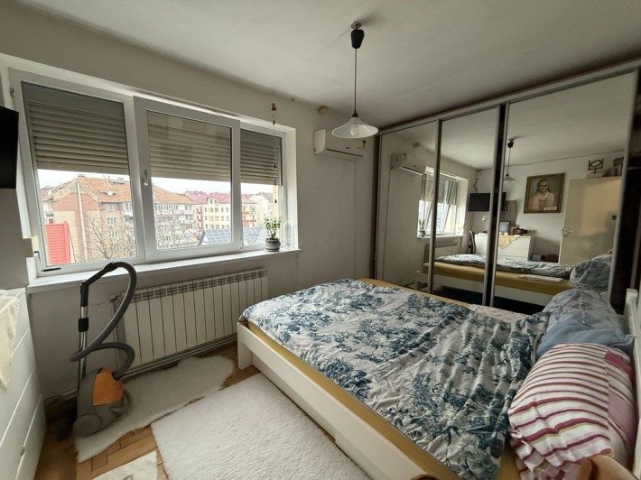 Продаж 3-кімнатноі квартири в Ужгороді - фото 1