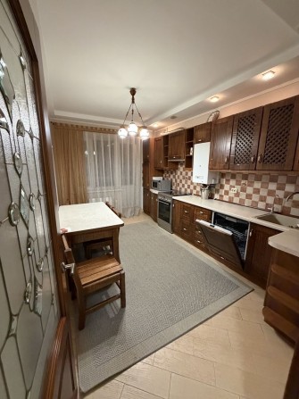 Продаж 4 кімнатноі квартири - фото 1