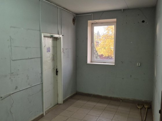 1к квартира з окремими входом Ужгород