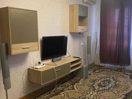 Однокімнатна квартира . Мікрорайон Сади. Полтава