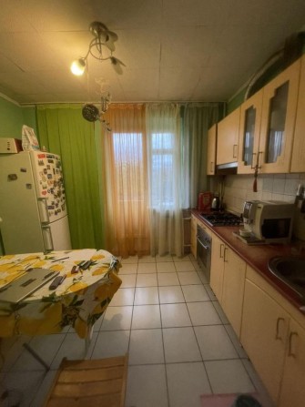 Трикімнатна квартира близько до центру - фото 1