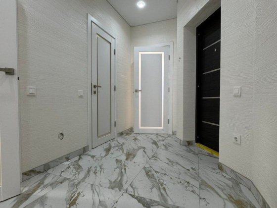 2 кімнатна новобудова в районі вул Героїв Майдану