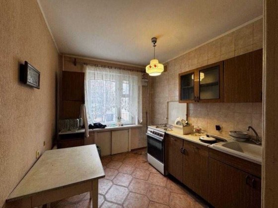 Продається 2-кімнатна квартира на Садах-1 Полтава