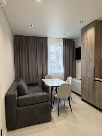 Продаж стильної однокімнатної - фото 1