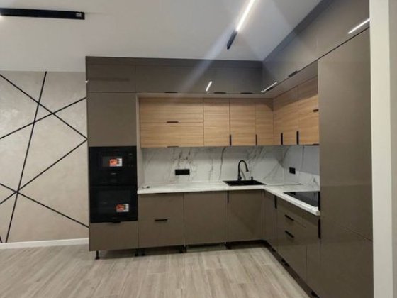 Продаж 1,5 кімнатної West Towers Ужгород