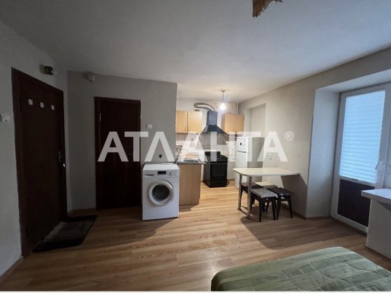 1-кімнатна квартира в центрі, газ, ремонт, меблі Ужгород