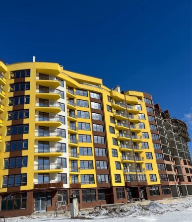 Продам простору квартиру в ЖК AMBER PARK - фото 1