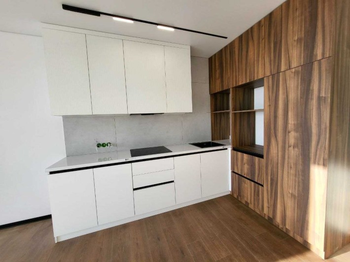 Велика однокімнатна квартира 49.5 кв.м. в новобудові - фото 1