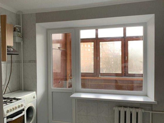 Продам 4 х кiм. кв. на Подолi Полтава