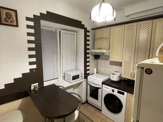 Продаж двокімнатної квартири в самому центрі міста Ровно