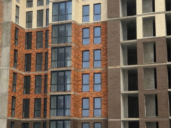 Продам 1-кімн Новобуд 43м2 Ромтісбуд Чернівці