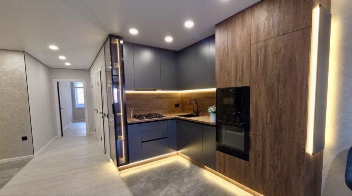 Продається 2км  квартира вул. Київська - фото 1