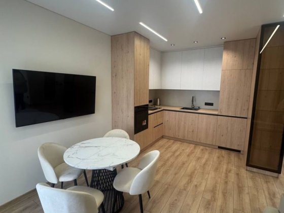 Продається 1 кімнатна квартира в новобудові Ужгород