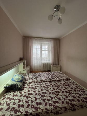 Продам 2-х кімнатну квартиру, Захистників Украіни - фото 1