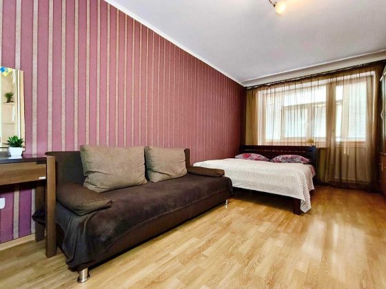 Продаж гарної 1-кімн квартири в центрі, можливо за сертифікат. Чернигов