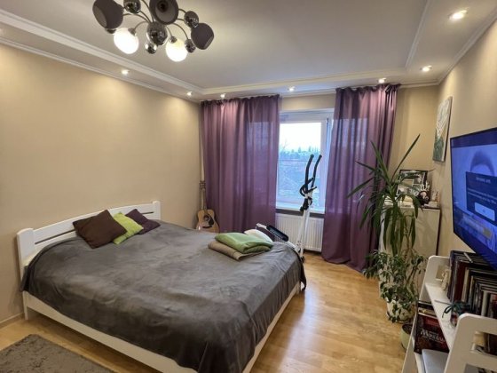 Продаж 3кім квартири, цегляний будинок Ужгород