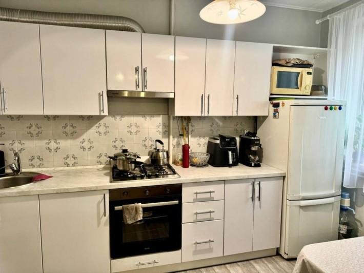 Велика квартира в Ужгороді 69,6 м² з індивідуальним опаленням - фото 1