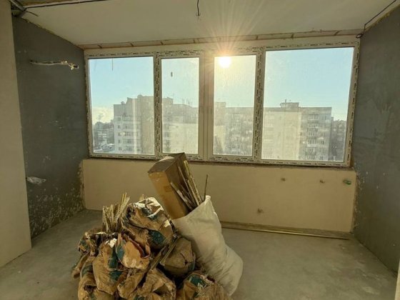 Продам двокімнатну 61м2 центр новобудова Черкассы